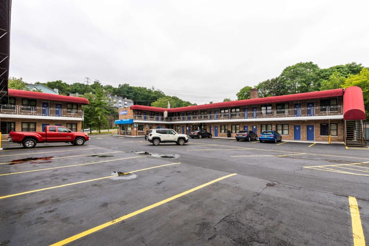 Motel 6-Elmsford, Ny - White Plains Buitenkant foto