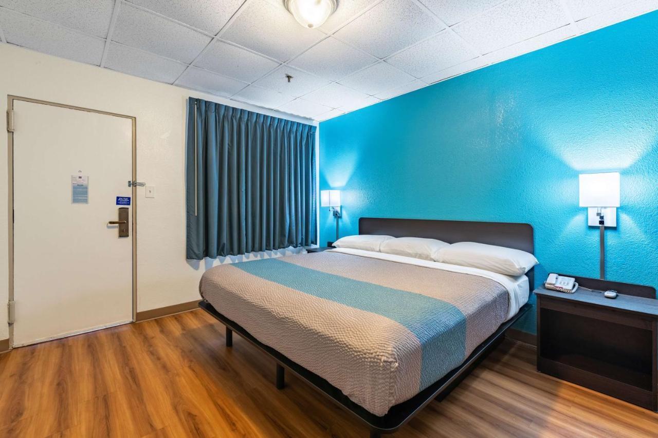 Motel 6-Elmsford, Ny - White Plains Buitenkant foto