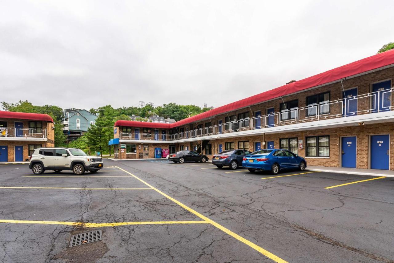 Motel 6-Elmsford, Ny - White Plains Buitenkant foto